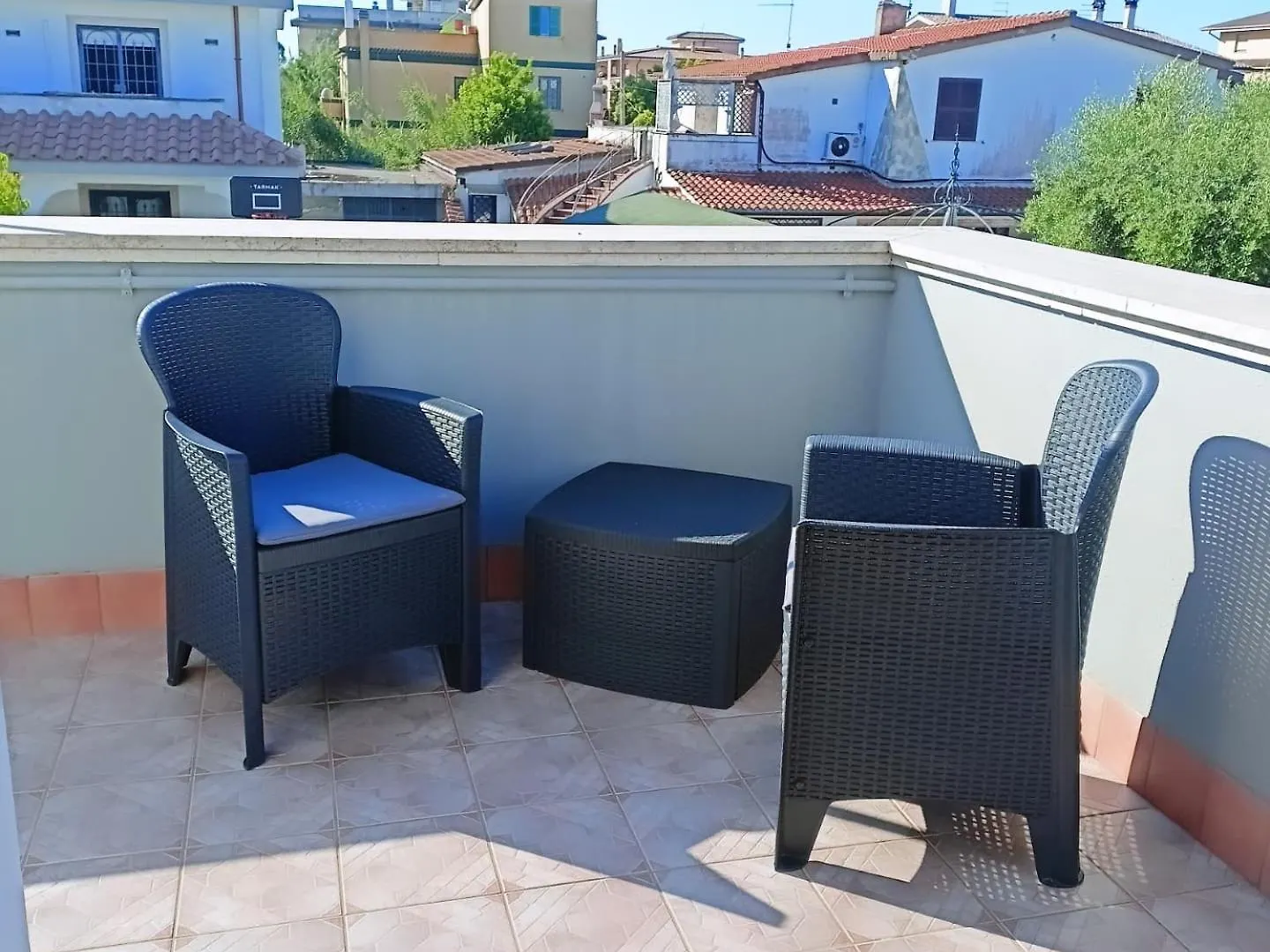 Family Place Fiumicino Apartment